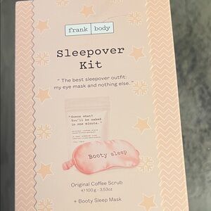 (Unopened New)Frank Body Sleepover Kit - Peach